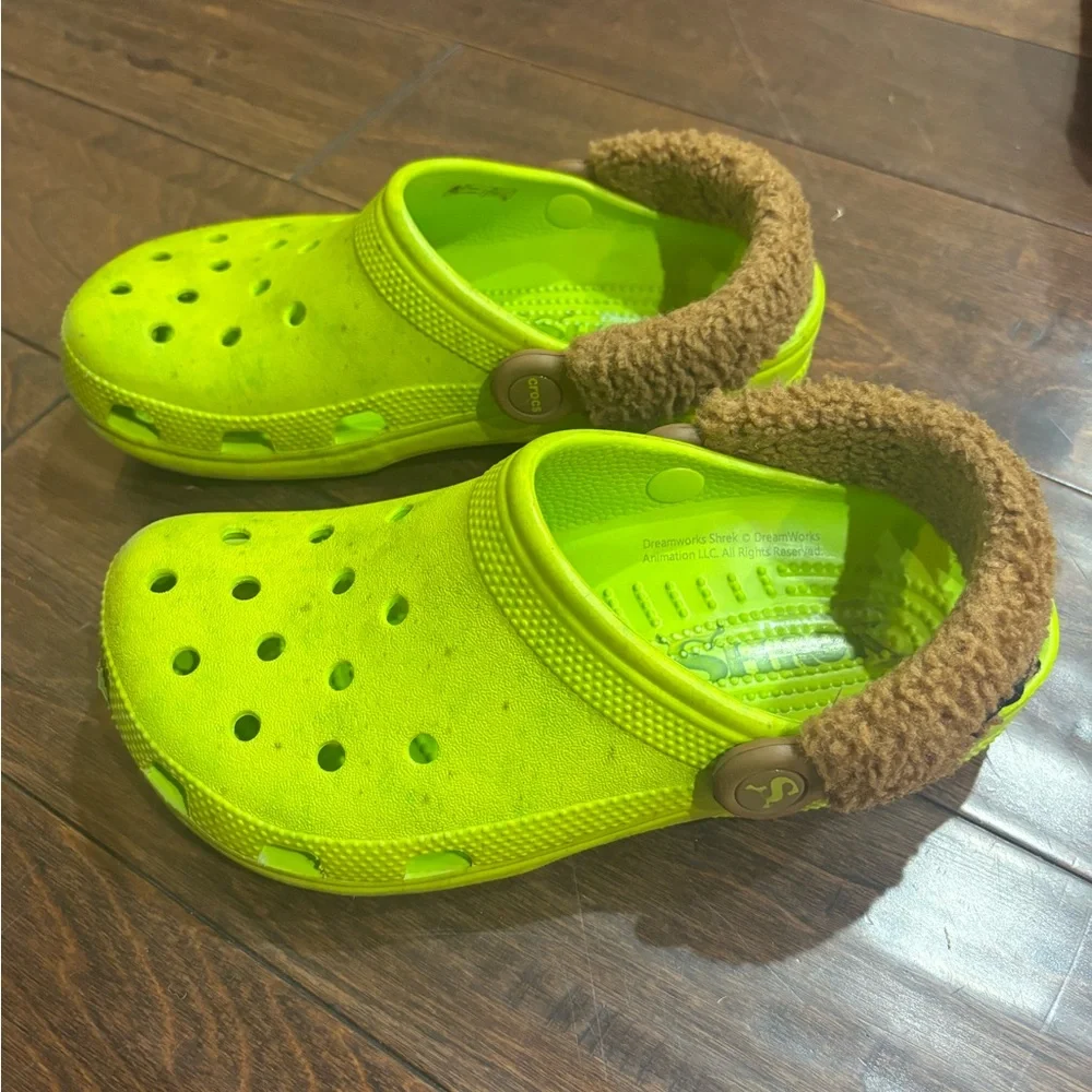 CROCS Kids Neon Green SHREK Clog with Brown Fleece Lining
